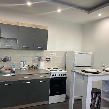 Apartman Mici Ni Esterno foto
